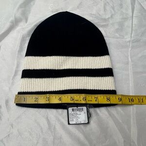 CLUB MONACO  winter hat